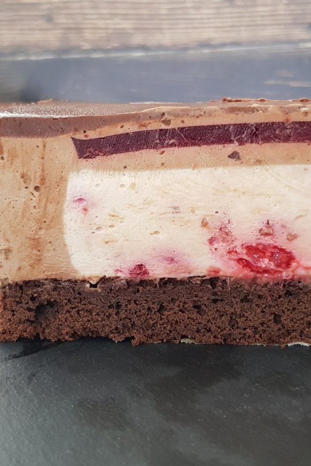 Málnás csoki mousse torta