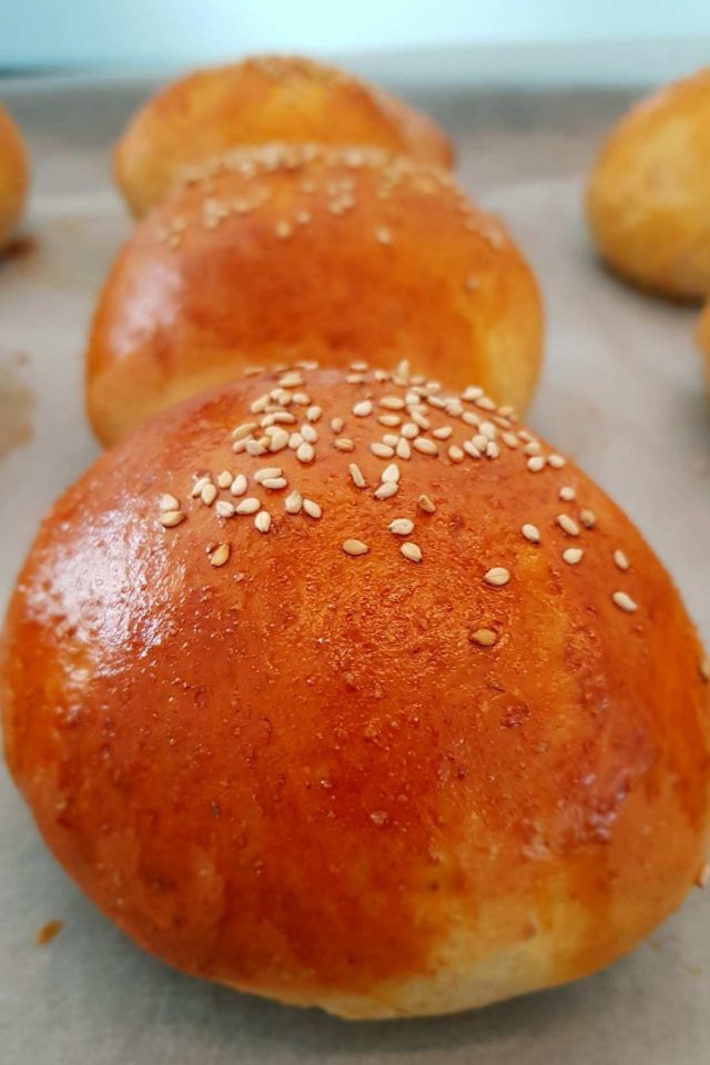 Házi hamburger zsemle