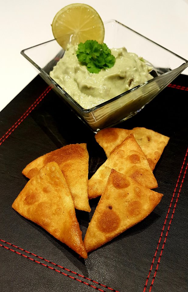 Tortilla chips avokádó krémmel