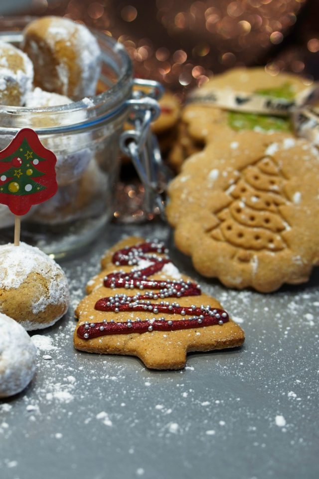 Mézes kalács, puszedli, linzer