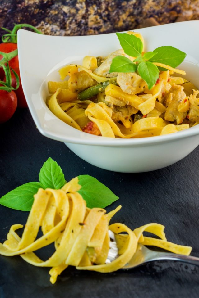 Csirkés Tagliatelle tészta